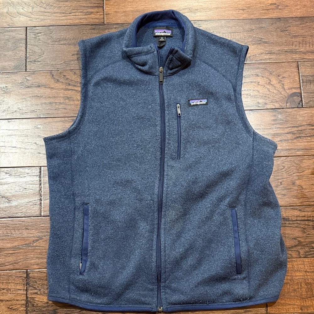 Patagonia Men's Navy Fleece Vest
